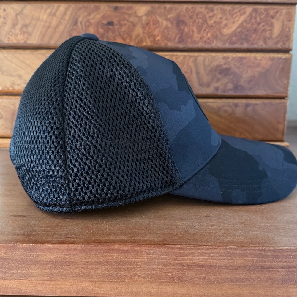 lululemon athletica Black Camo Hat - Picture 4 of 6